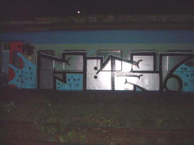 Graffiti Train - Photo by clarkey