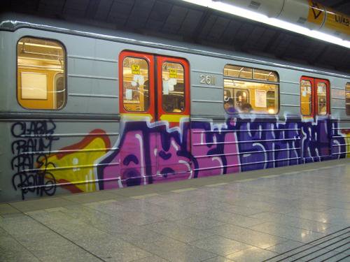 Graffiti Train - Photo by clarkey
