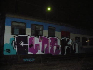 Graffiti Train - Photo by clarkey