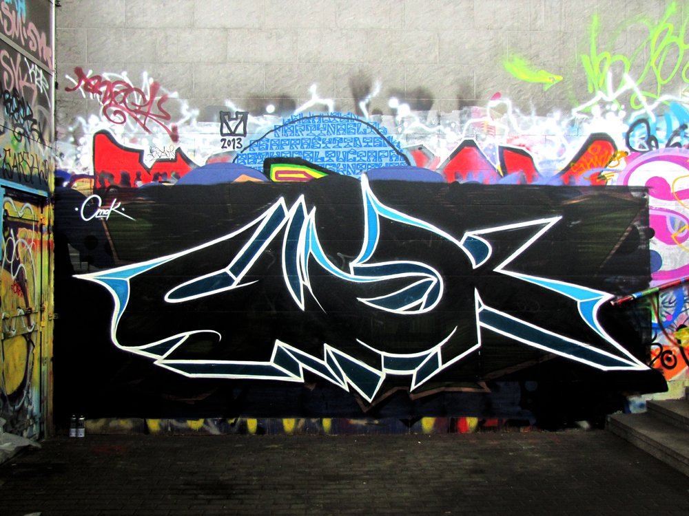 Graffiti Wall in Vilnius - Photo by cmak01 - cmak, vilnius (2014)