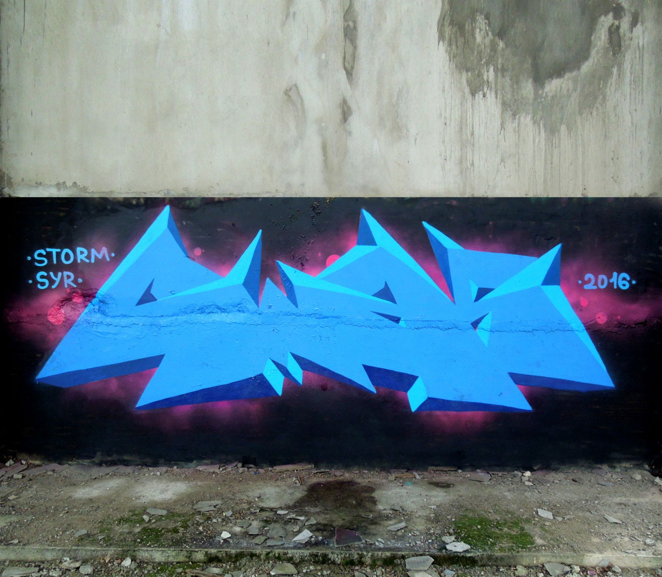 Graffiti Wall - Photo by cmak01 - cmak, vilnius