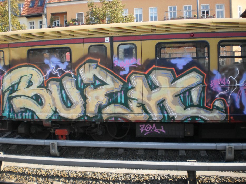Graffiti Train - Photo by columbiandreams