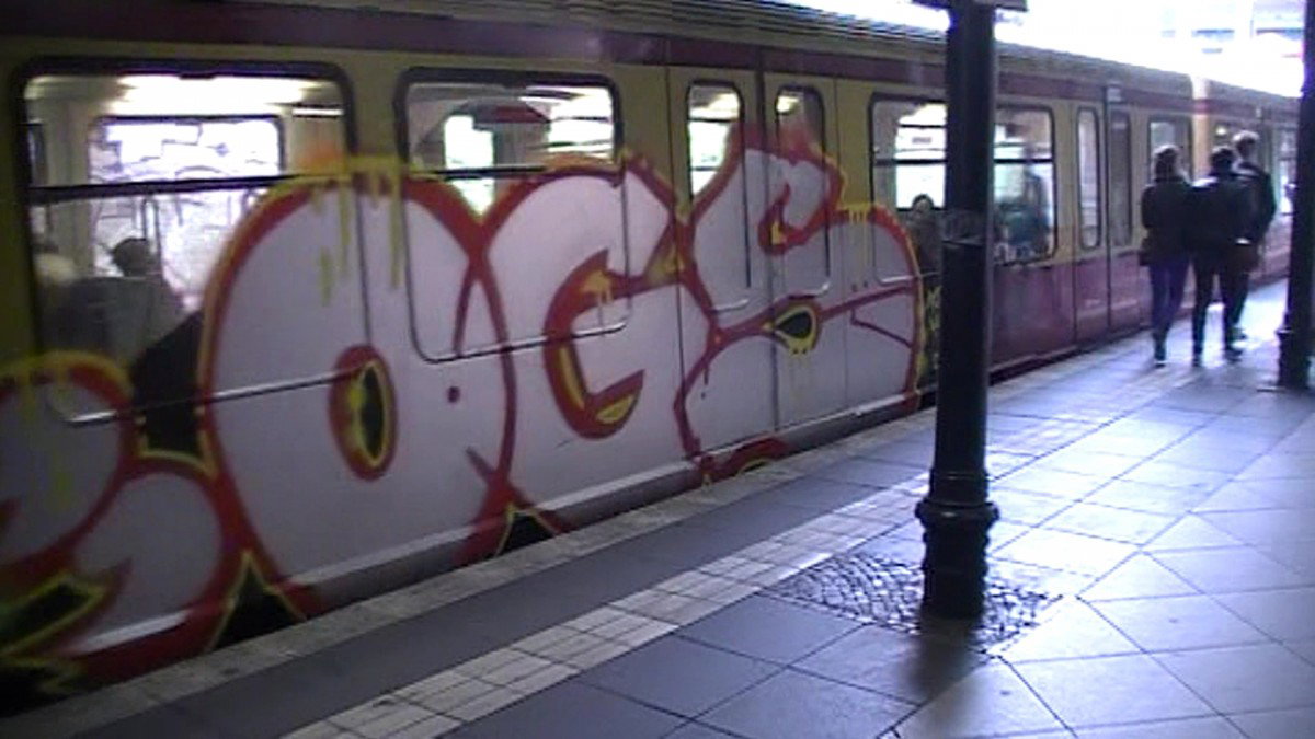 Graffiti Train in Berlin - Photo by columbiandreams - ogs, originals