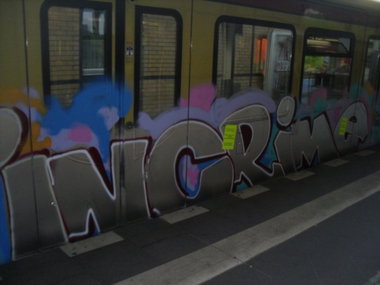 Graffiti Train in Berlin - Photo by columbiandreams - tls, fixer, crack