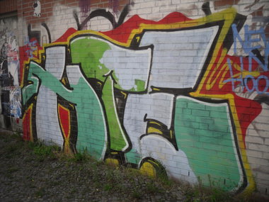 Graffiti Bombing - Photo by columbiandreams - HTE