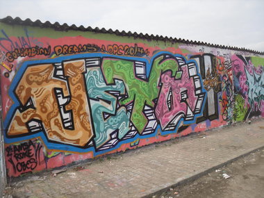 Graffiti Wall - Photo by columbiandreams