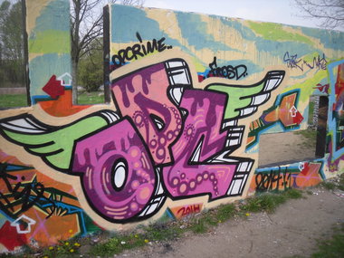Graffiti Wall - Photo by columbiandreams - opc, frost (2014)