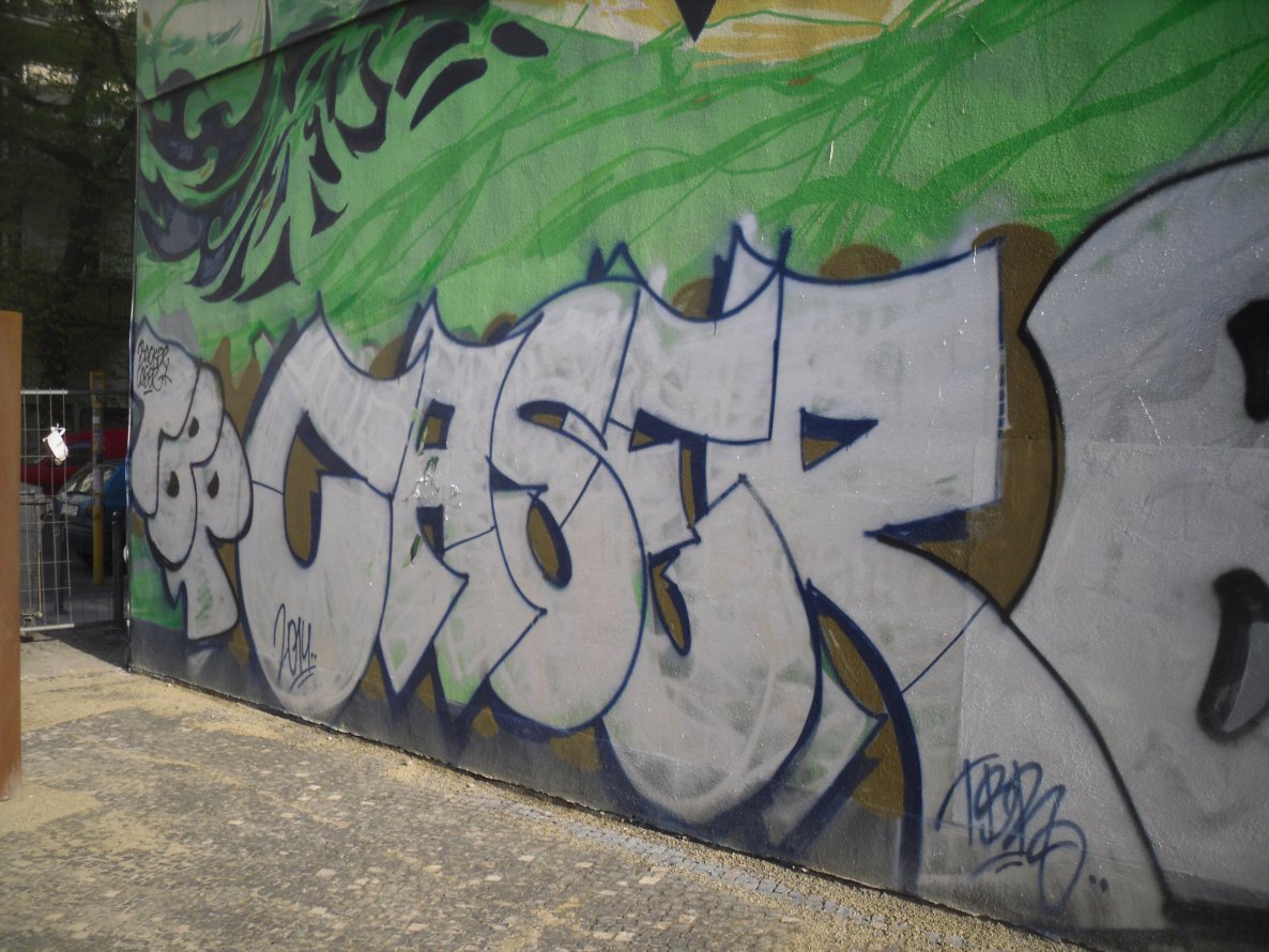 Graffiti Bombing - Photo by columbiandreams - caser, tbr