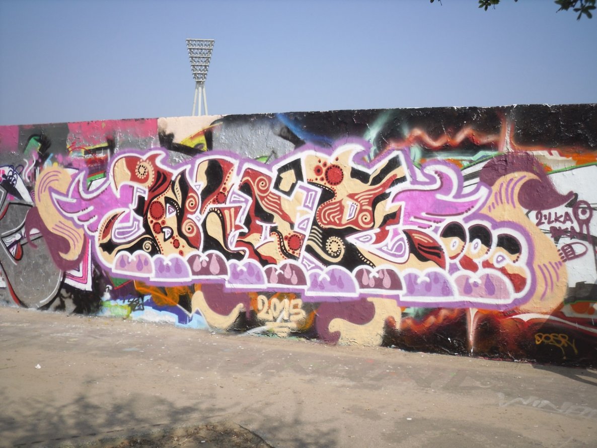 Graffiti Wall - Photo by columbiandreams - bioe, frost, rusk (2015)