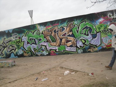 Graffiti Wall - Photo by columbiandreams - rusk, bioe, frost (2015)