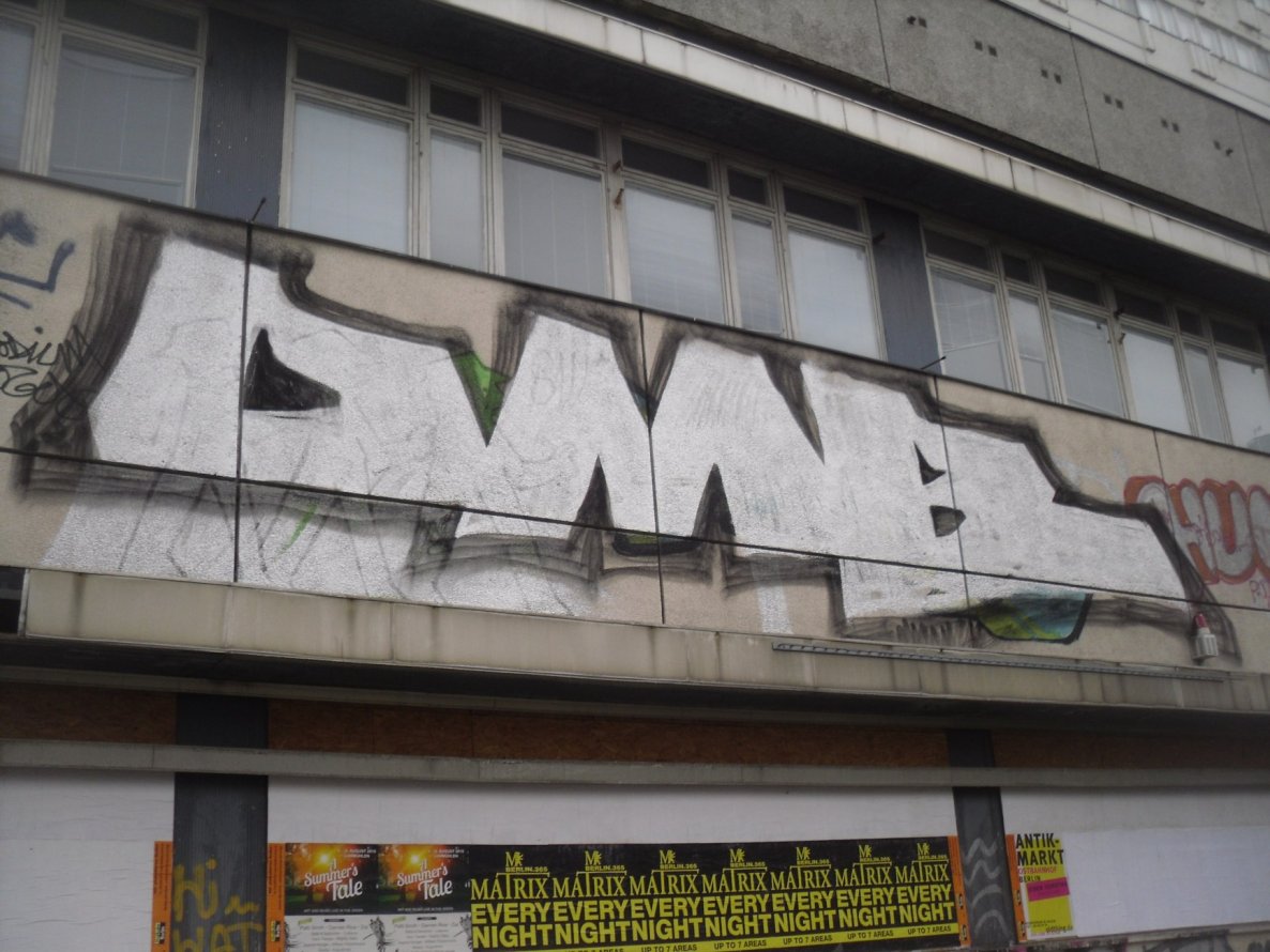 Graffiti Bombing - Photo by columbiandreams