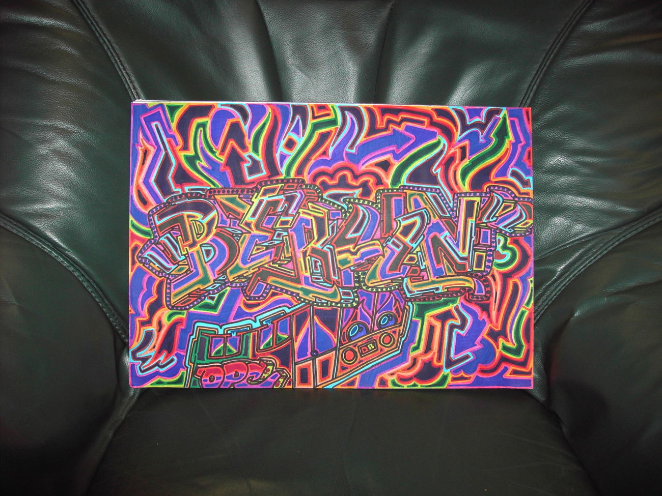 Graffiti Sketch - Photo by columbiandreams - cream2, opc, baf (2018)