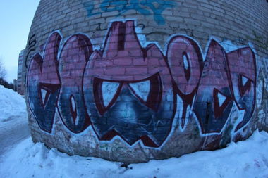 Graffiti Bombing in Smolensk - Photo by comics (2013)