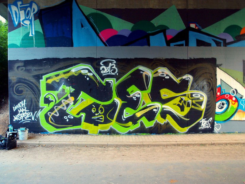 Graffiti Wall in Bad Vilbel - Photo by concretcolours (2013)