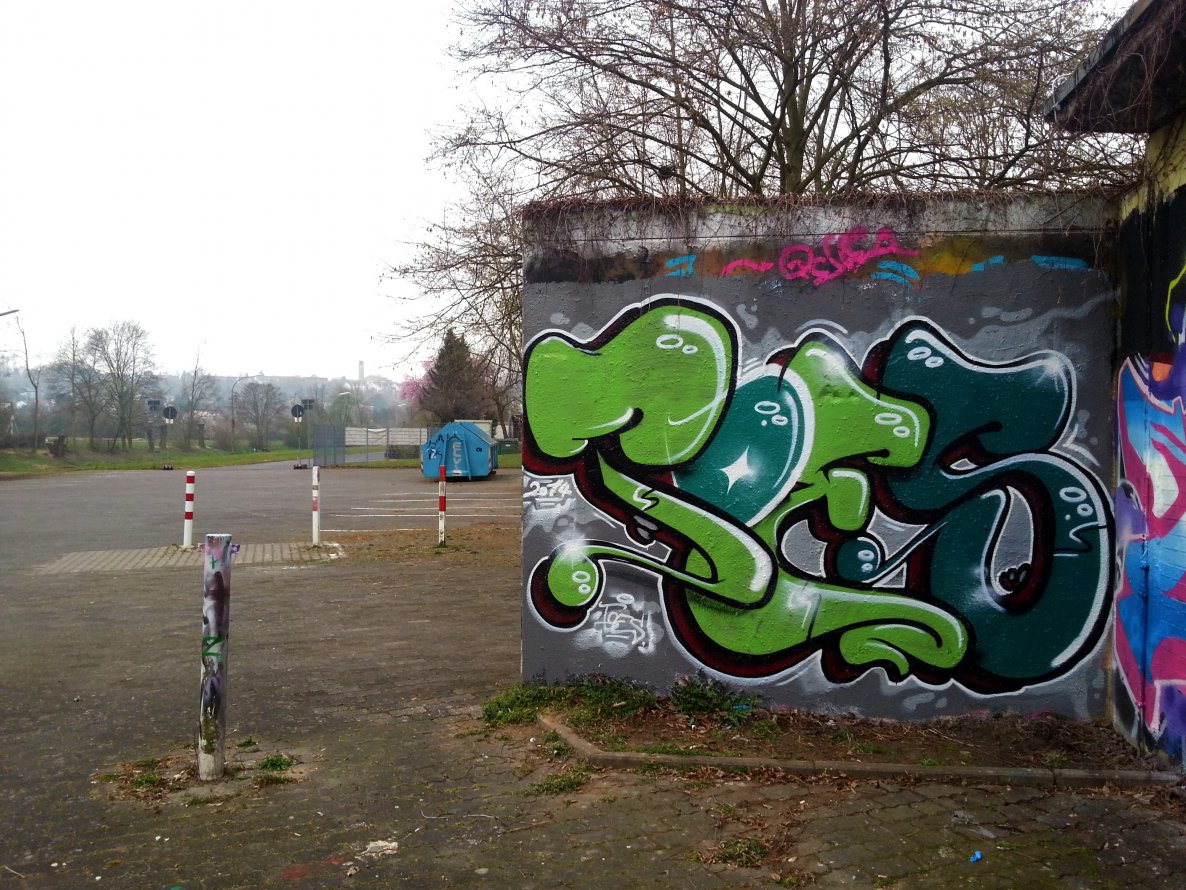 Graffiti Wall - Photo by concretcolours - Toes (2014)