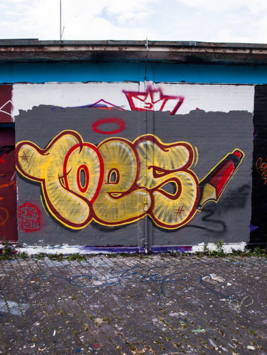 Graffiti Wall - Photo by concretcolours - Toes (2014)