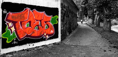 Graffiti Wall - Photo by concretcolours - Toes, Evan (2014)