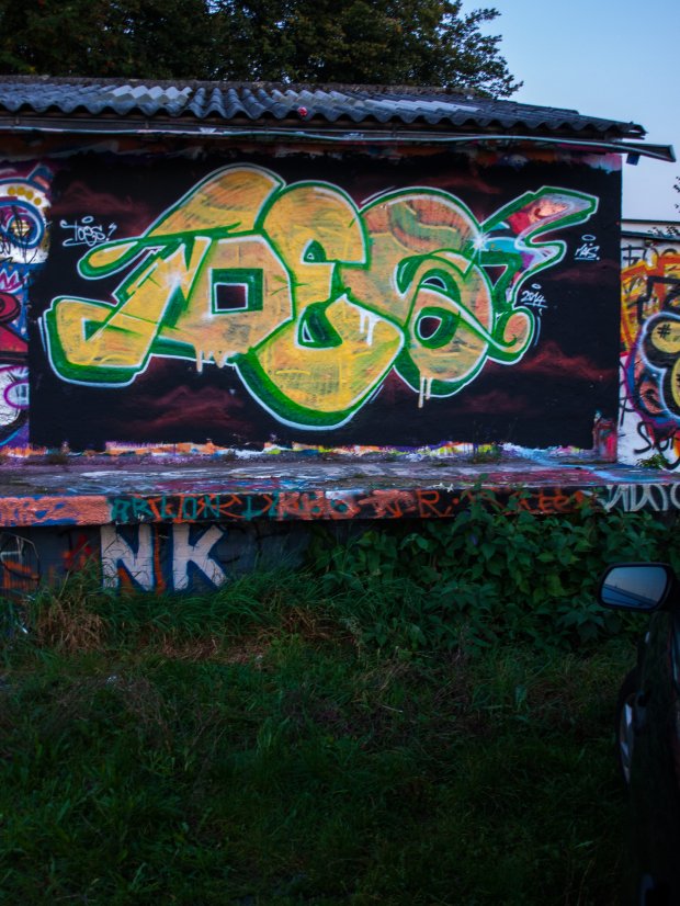 Graffiti Wall - Photo by concretcolours - Toes (2014)