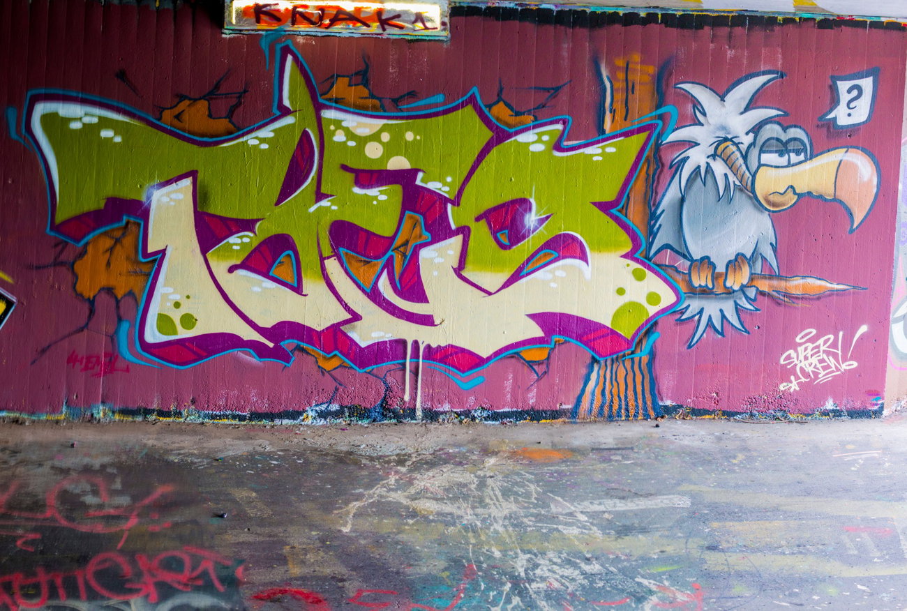 Graffiti Wall - Photo by concretcolours - TOES (2016)