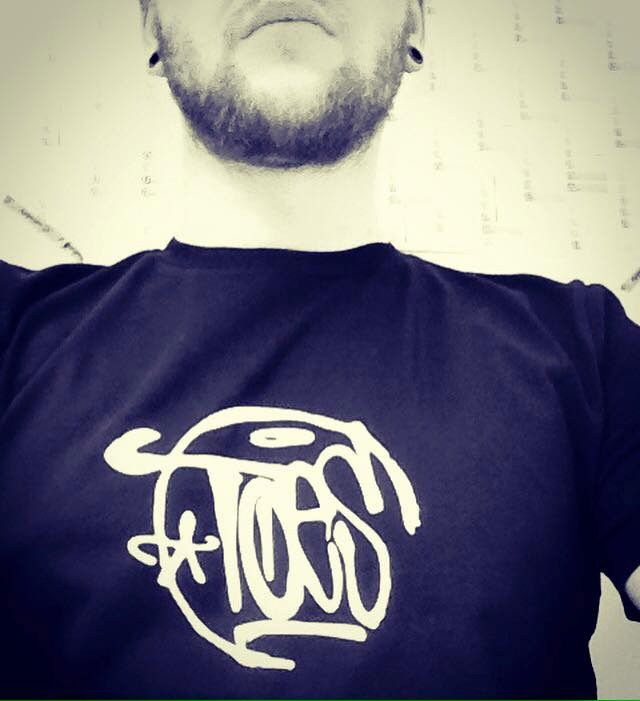 Graffiti Artwork - Photo by concretcolours - TOES, SHIRT, SC (2016)