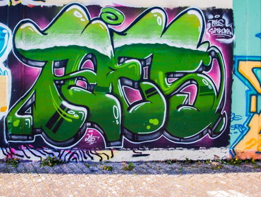 Graffiti Wall - Photo by concretcolours - Toes, supercrew, monta (2015)