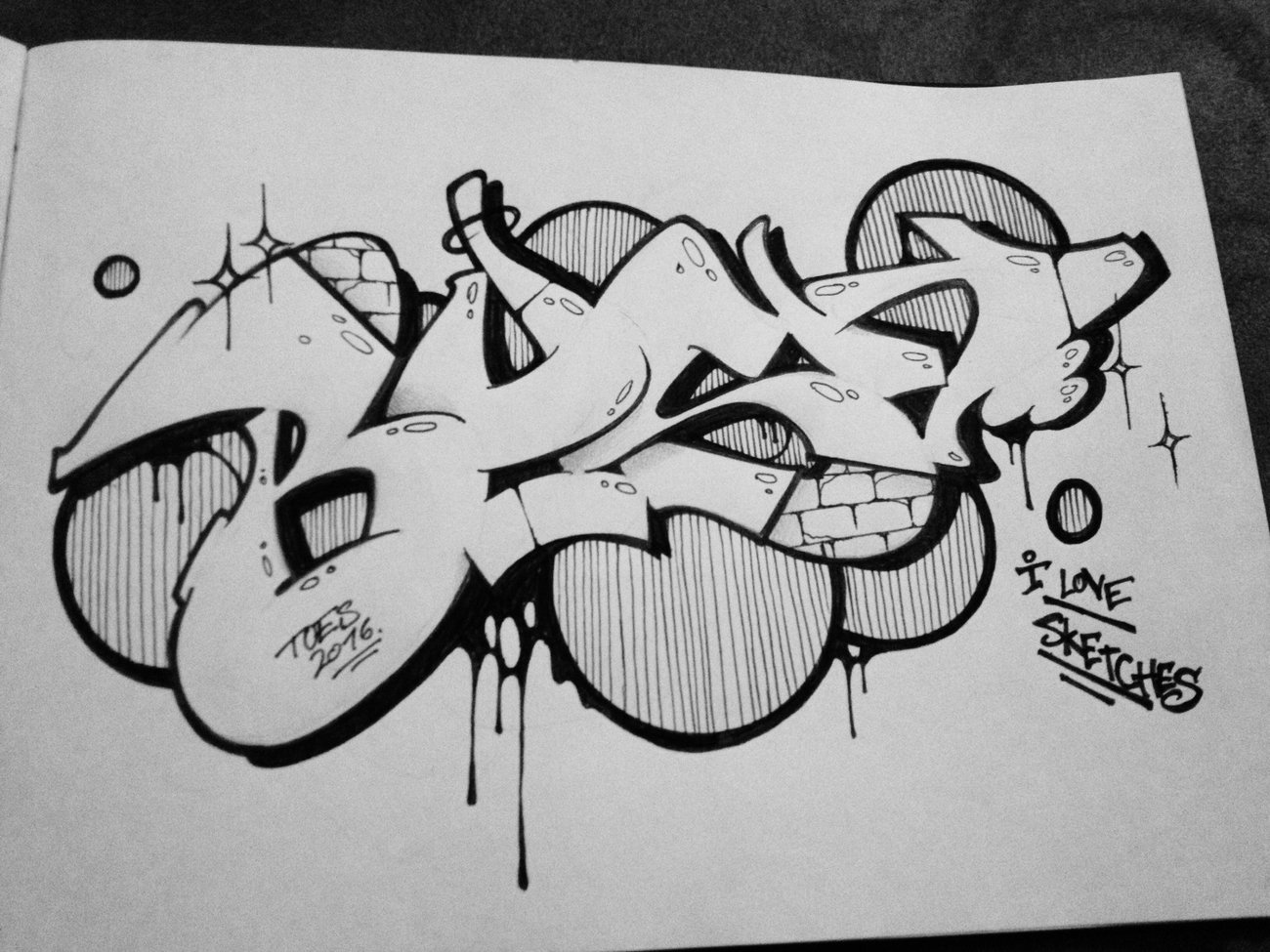Graffiti Wall - Photo by concretcolours - TOES, BUSH, BATTLE (2016)
