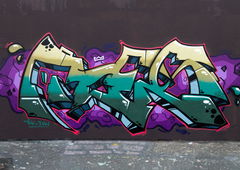 Graffiti Wall - Photo by concretcolours - TOES, RAYS, FIASKO (2017)