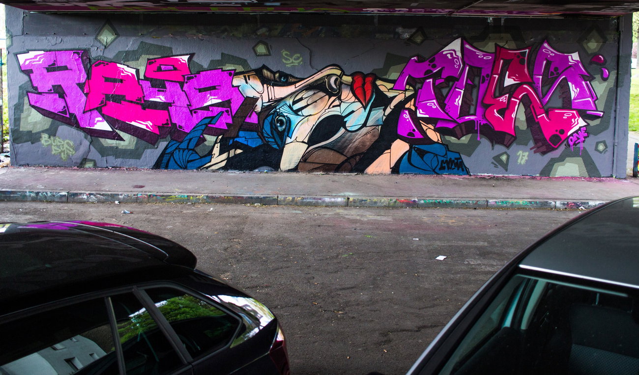 Graffiti Wall - Photo by concretcolours - SUPERCREW, RAYS, MONTA (2017)