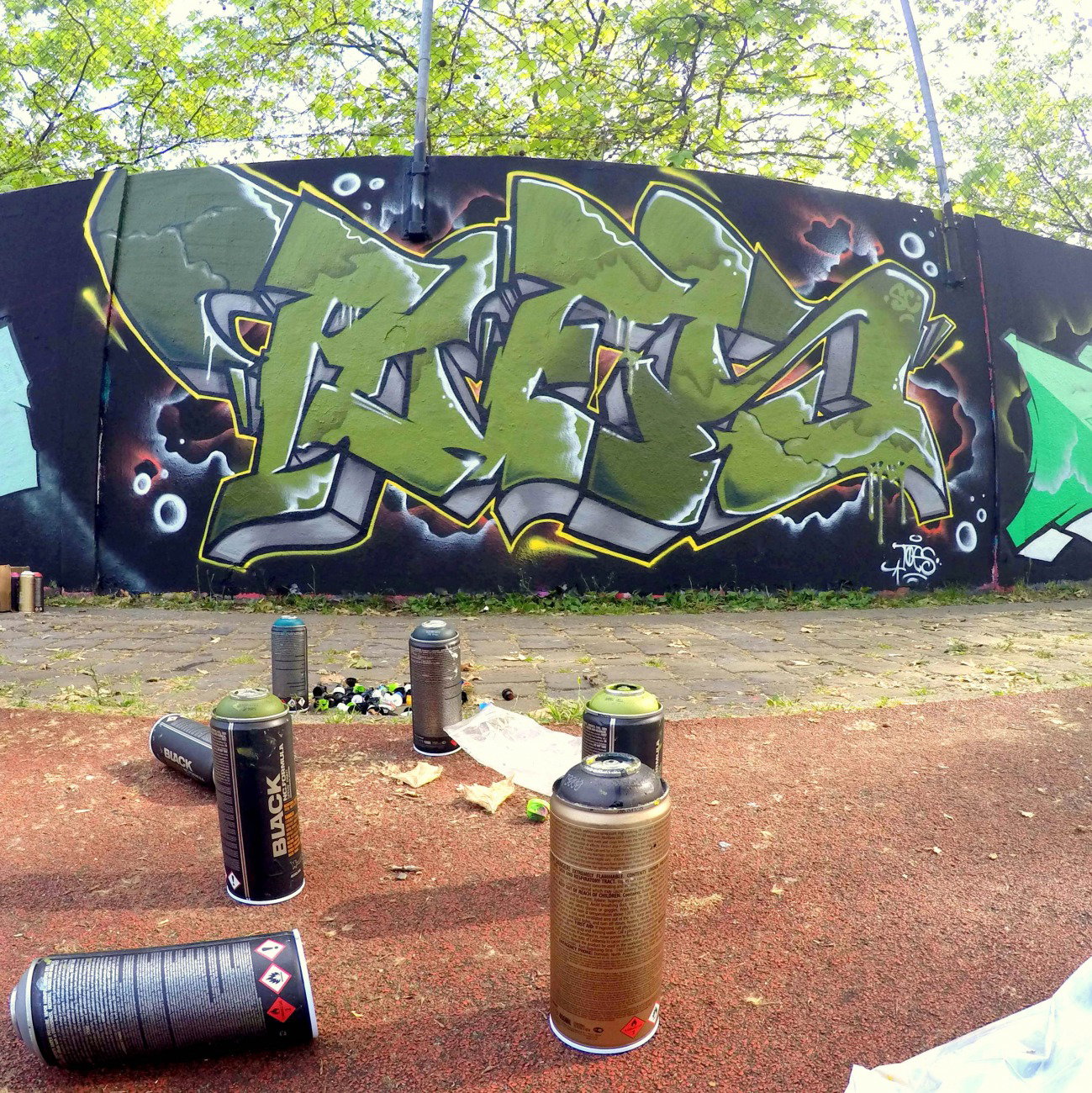 Graffiti Wall - Photo by concretcolours - TOES, SC (2016)