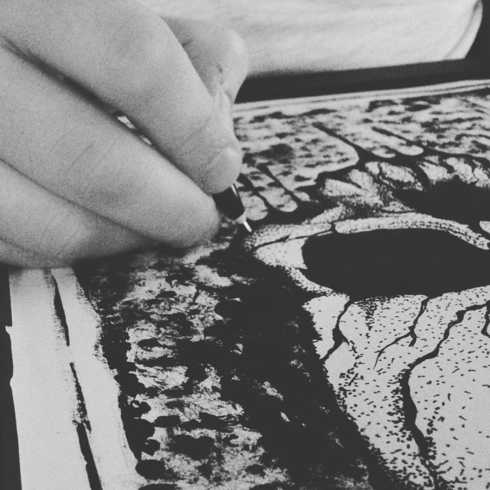 Graffiti Sketch - Photo by concretcolours - skull, toes, dots (2016)