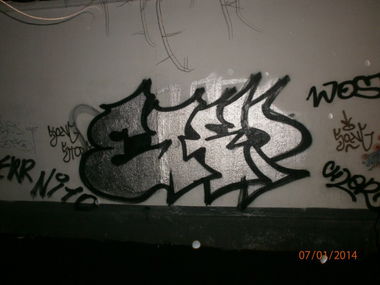 Graffiti Bombing in Moscow - Photo by cors - ekr (2014)