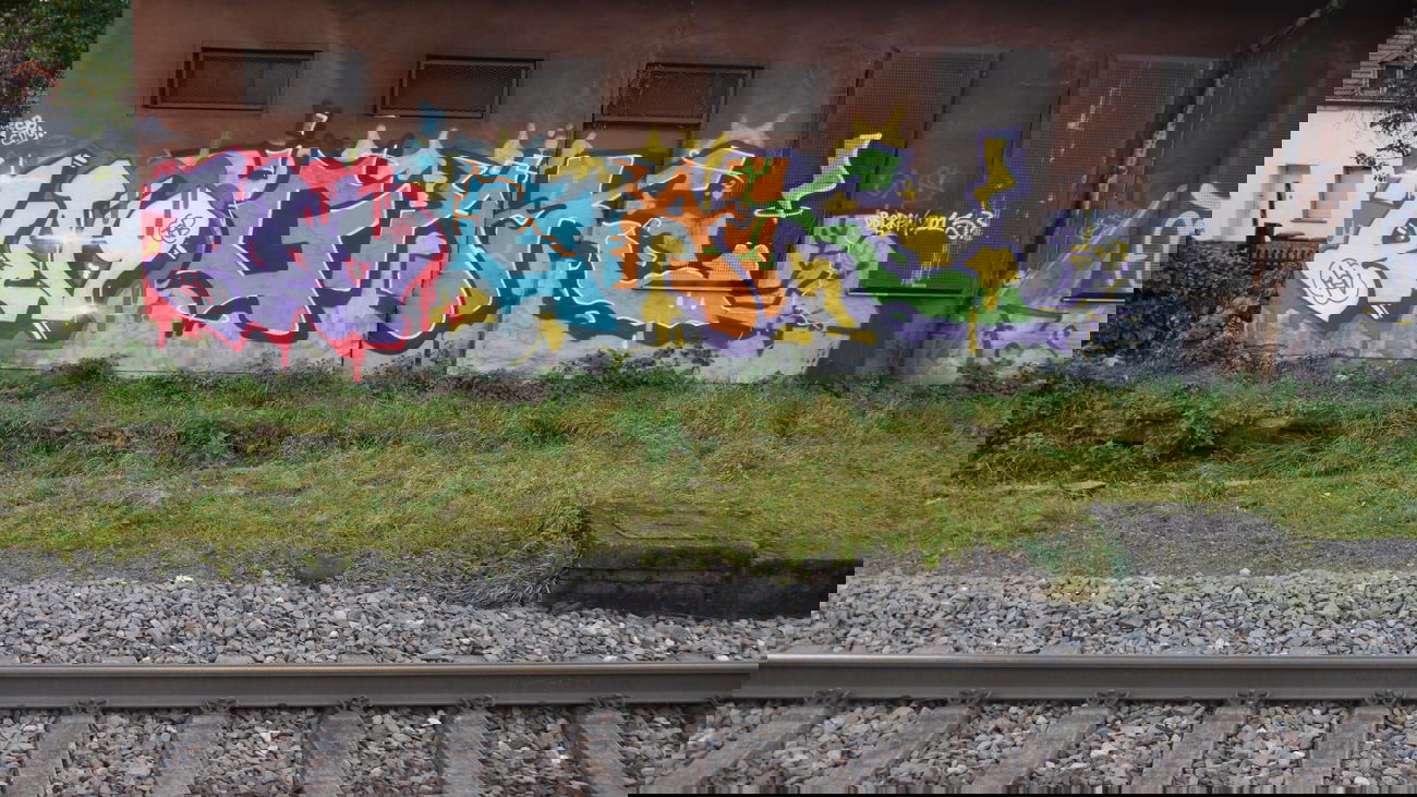 Graffiti Wall - Photo by crazyg - kev, gak (2013)