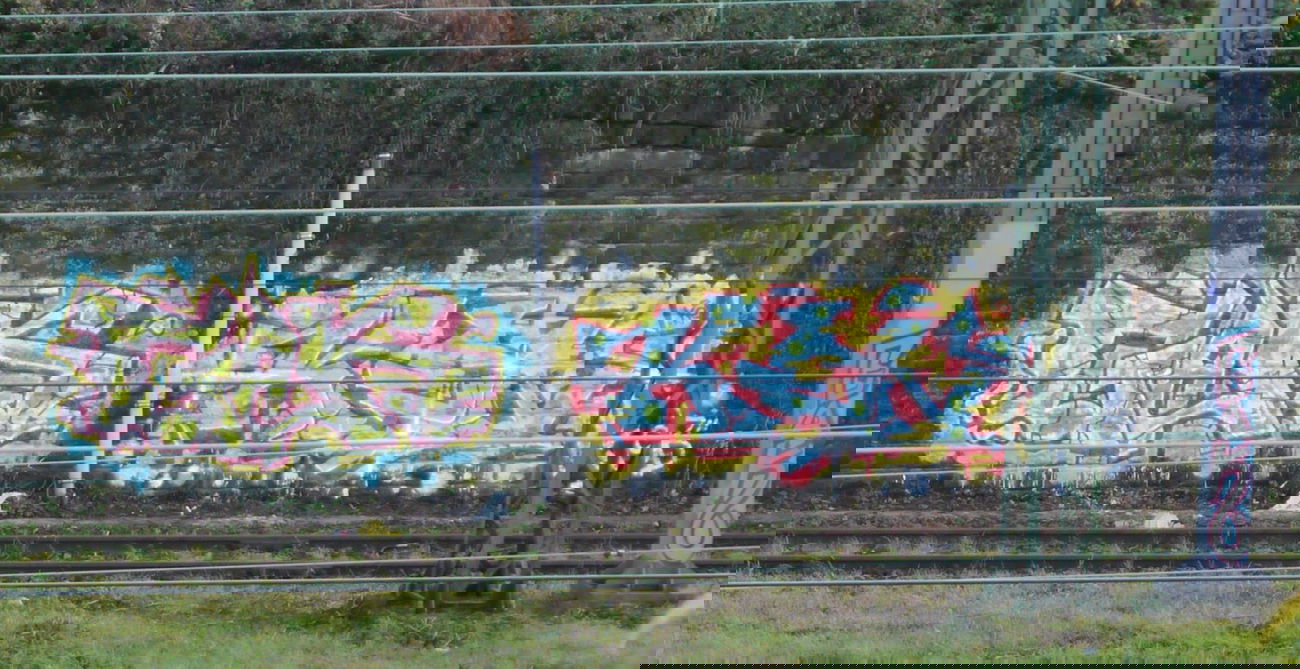 Graffiti Wall - Photo by crazyg - gak, kev (2013)