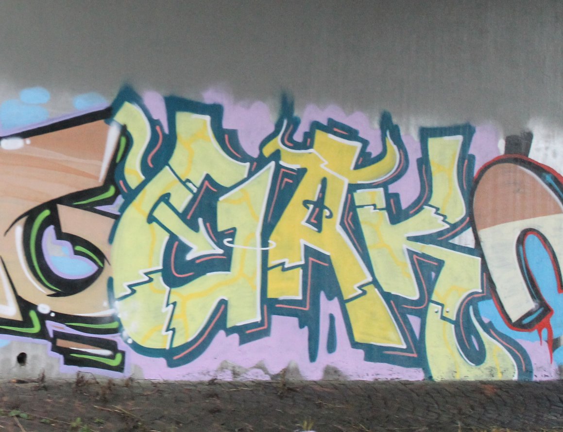 Graffiti Wall - Photo by crazyg - gak (2013)