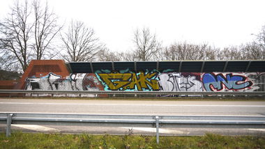 Graffiti Bombing in Saarbrücken - Photo by crazyg - agil.gak, biter, anc (2013)