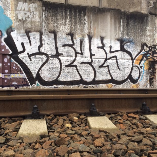 Graffiti Wall - Photo by creezes