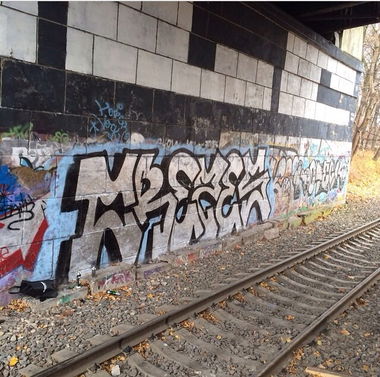 Graffiti Bombing - Photo by creezes