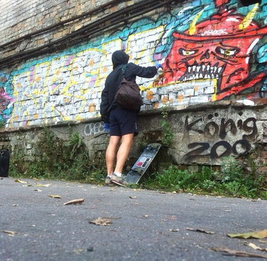 Graffiti Wall - Photo by creezes