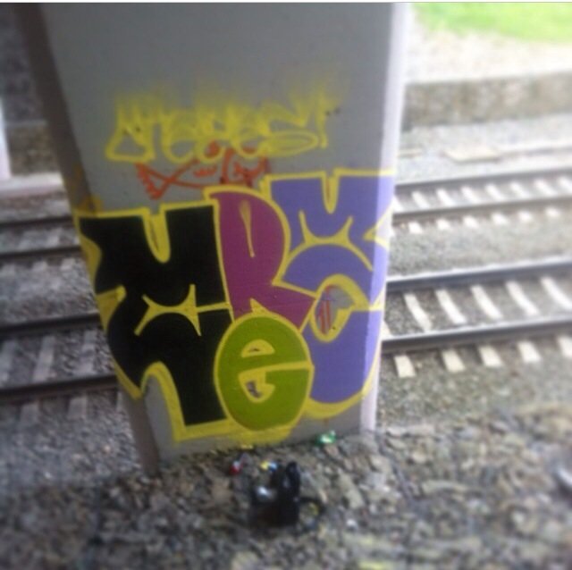 Graffiti Wall - Photo by creezes