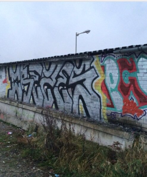 Graffiti Bombing - Photo by creezes
