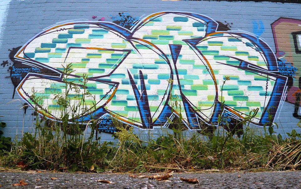 Graffiti Wall in bremen - Photo by creiser