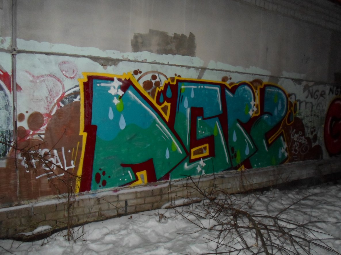 Graffiti Wall - Photo by criminvl - ngrs, tallinn