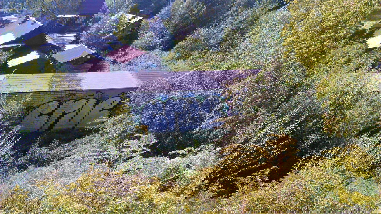 Graffiti Bombing - Photo by croe