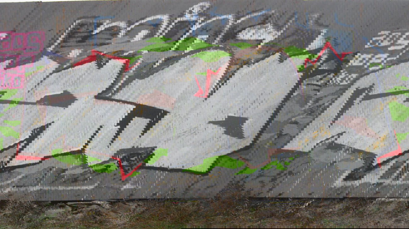 Graffiti Wall - Photo by crps13