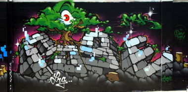 Graffiti Wall in Los Angeles - Photo by cruze2 - Pose