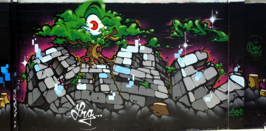 Graffiti Wall in Los Angeles - Photo by cruze2 - Pose