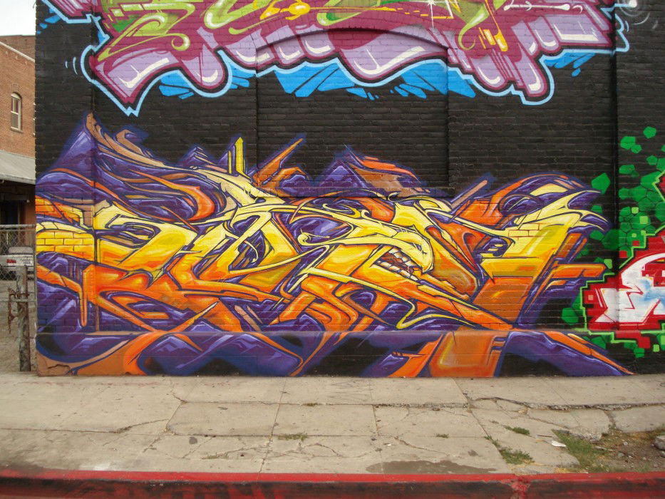 Graffiti Wall in Los Angeles - Photo by cruze2 - Saber
