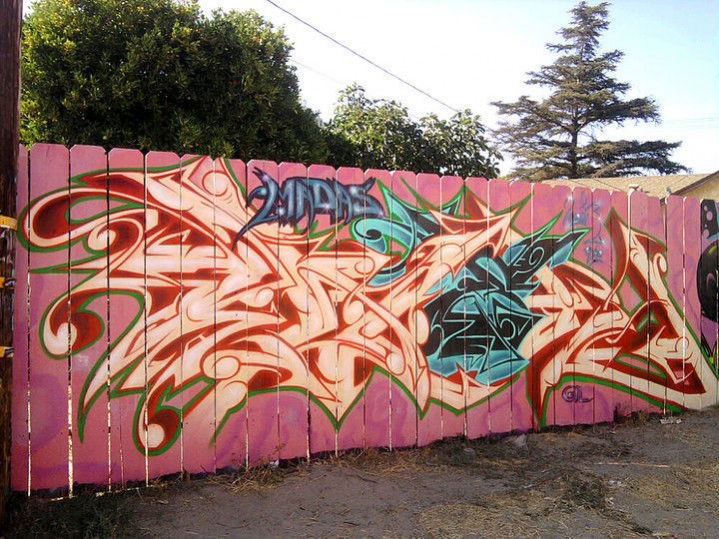 Graffiti Wall in Los Angeles - Photo by cruze2 - Woler