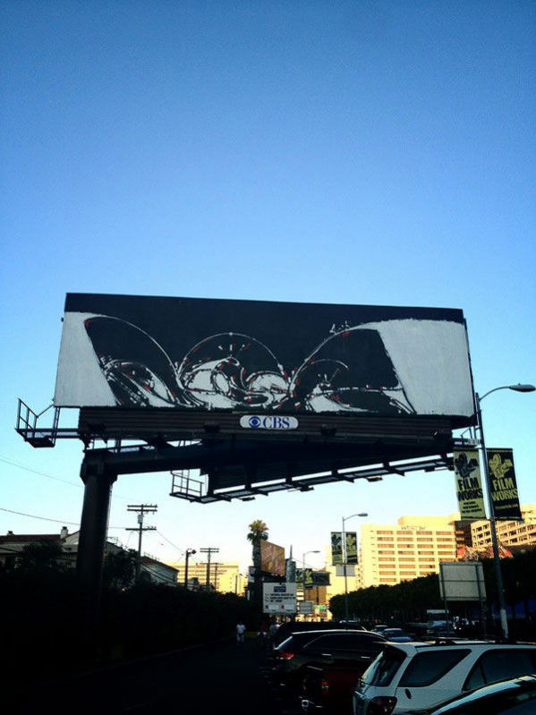 Graffiti Bombing in Los Angeles - Photo by cruze2 - Zes