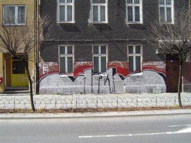 Graffiti Wall - Photo by curko